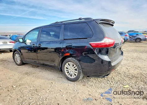 2015 Toyota Sienna Xle z USA, uszkodzony, nr VIN 5TDYK3DC3FS595676